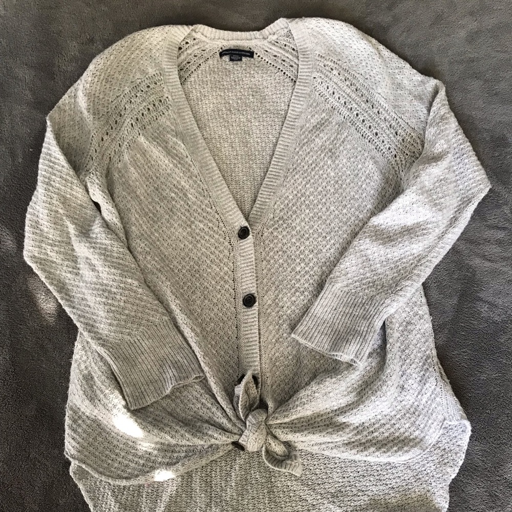 AMERICAN EAGLE SWEATER